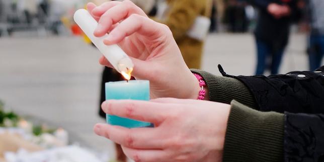 Ֆրանսիան նշում է Փարիզի ահաբեկչությունների տասնամյակը, որոնք խլեցին 132 մարդու կյանք