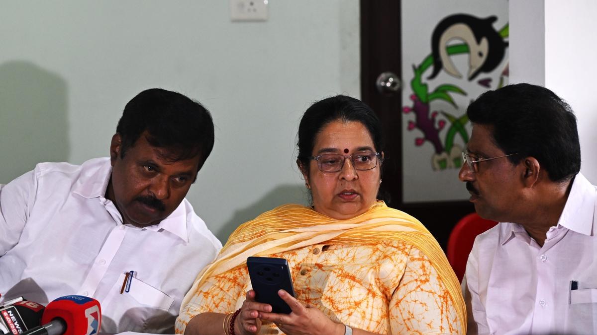 Կոնգ. հայտարարում է 37 թեկնածու Թրիկկակարայում; «CPI (M) ապստամբը» անակնկալ է