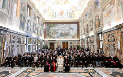 Հռոմի պապը Վատիկանում հյուրընկալել է հոլիվուդյան աստղերին, ցավում է անկման համար.