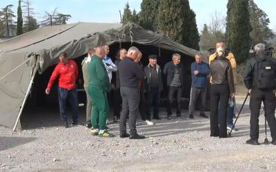 Բոսնիա և Հերցեգովինայի ժողովուրդը կոչ է արել Մույովիչին և Ռադուլովիչին ընդունել առաջարկը.