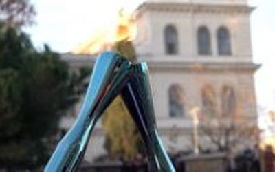 Օլիմպիական կրակը ժամանում է Հռոմ ձմեռային օլիմպիական խաղերին ընդառաջ