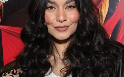 Վանեսա Հաջենսը կիսվում է ծննդաբերությունից հետո «Նայեք նրա «վայբին»: