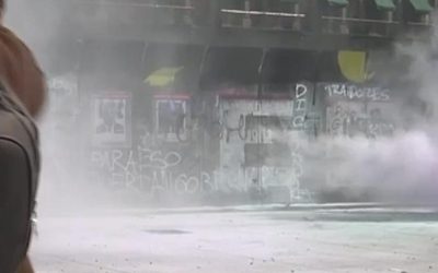 Մեխիկոյում բախումներ են սկսվել, երբ հազարավոր մարդիկ բողոքում են կառավարության դեմ