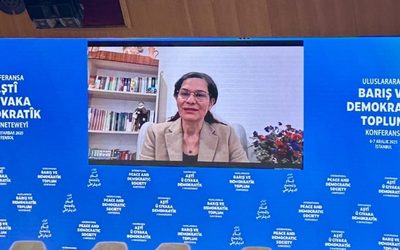 Սիրիայի քրդերի առաջնորդը առցանց միանում է Ստամբուլի խաղաղության կոնֆերանսին այն բանից հետո, երբ թուրքական կառավարությունը արգելափակել է նրա մուտքը