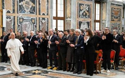 Հռոմի Լեո XIV պապը ողջունում է դերասաններին, կինոգործիչներին, ռեժիսորներին հանդիսատեսի համար