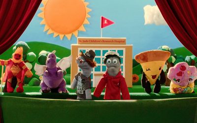 Քեկե Փալմերը, Էշլի Պարկը և Էնթոնի Անդերսոնի ձայնային տիկնիկները New St. Jude Children’s Research Hospital PSA-ում