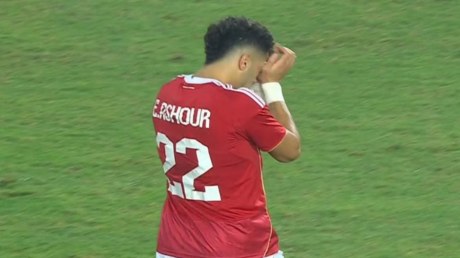 Ընդամենը 12 րոպեում և 69 օրվա բացակայությունից հետո։ Իմամ Աշուրը մասնակցում է Ալ-Ահլիի հաղթանակին Շաբաբ Ալ-Քաբիլիի դեմ (տեսանյութ)