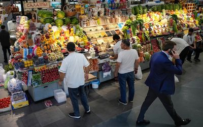 Քանի որ պատերազմը լարում է տնտեսությունը, Ռուսաստանը կանգնած է զենքի և կարագի միջև դժվար ընտրության առաջ