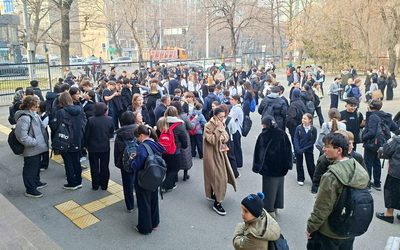 Ալմաթիում տեղի ունեցած երկրաշարժը խուճապ է առաջացրել, մարդկանց տարհանել են դպրոցներից, գրասենյակներից